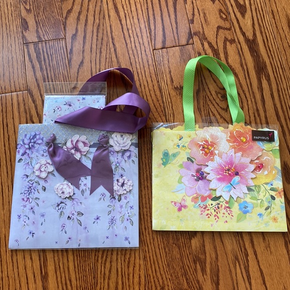 Spring Gift Bag Bundle - Picture 9 of 9